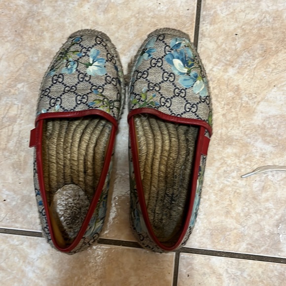 Authentic Gucci size 7 used - Picture 4 of 5